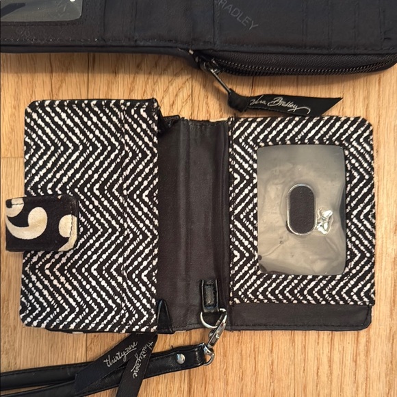 Vera Bradley Geometric Black and White Wallet Set - Picture 7 of 10